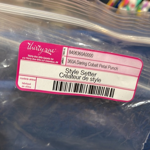 Thirty-one Style Setter and Wallet Bundle - Picture 9 of 9